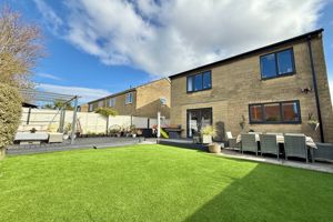 Rear- click for photo gallery